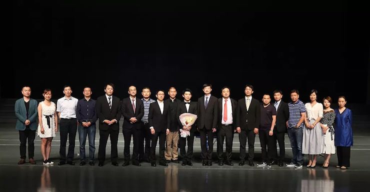 连云港凯发一触即发钢琴旗舰体验店开业庆典暨凯发一触即发艺术家鲍释贤钢琴独奏音乐会圆满落幕