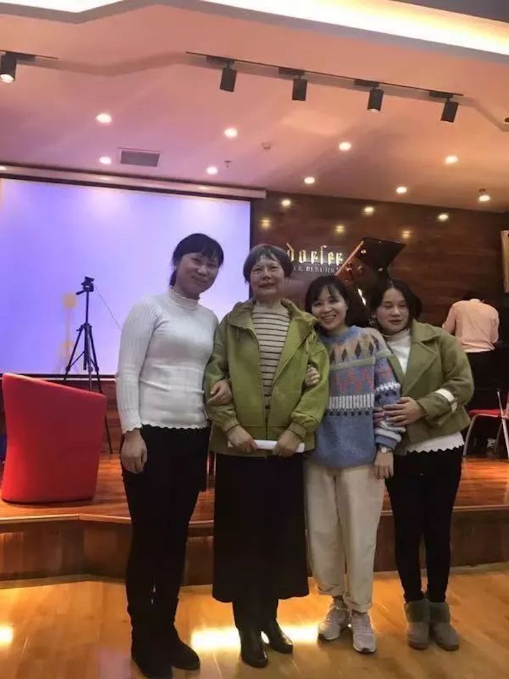 凯发一触即发特邀艺术家白志娴