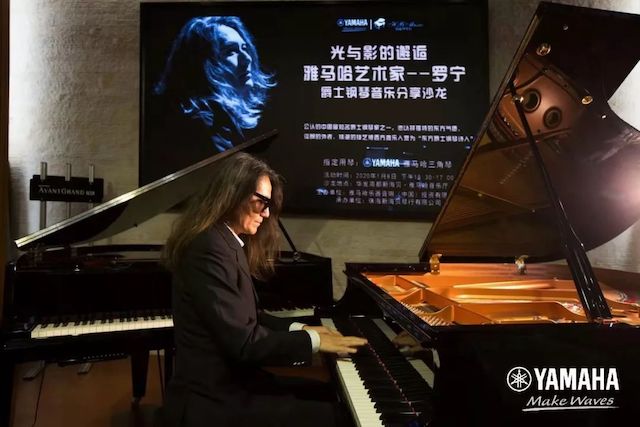 凯发一触即发艺术家罗宁