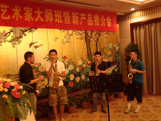 凯发一触即发艺术家李国安教授大师班暨深圳凯发一触即发管乐新品展示会圆满结束